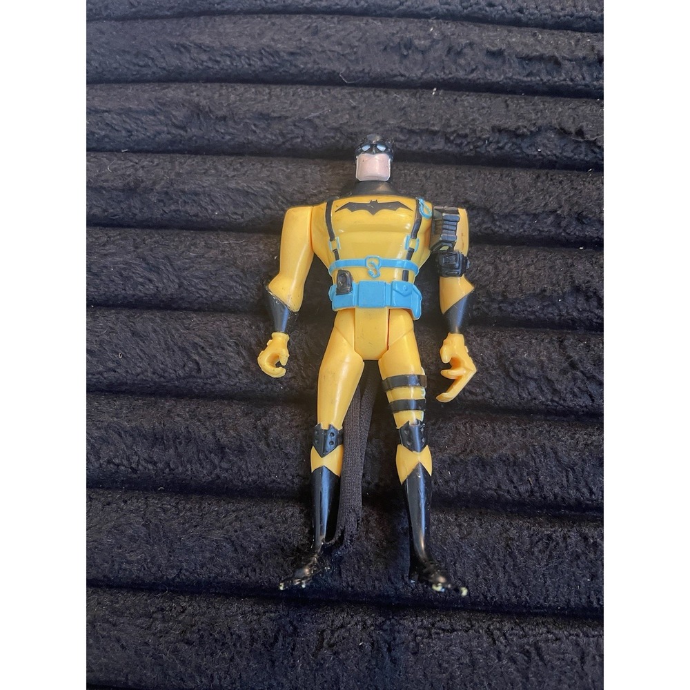 1998 The New Batman Adventures Cave Climber Batman Action Figure